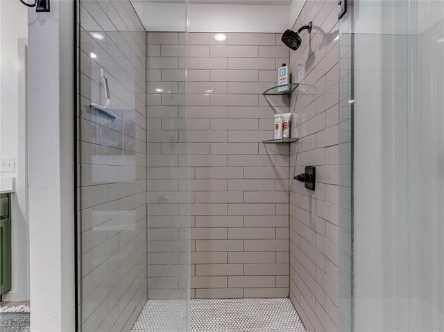 20141 Park Lane, Harrah, OK 73045