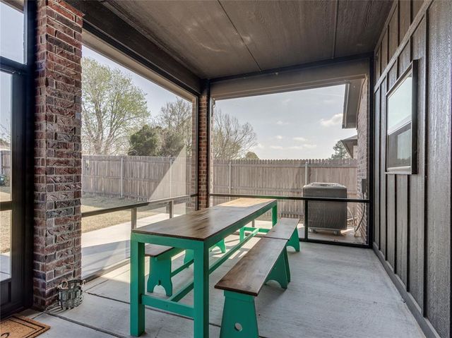 20141 Park Lane, Harrah, OK 73045