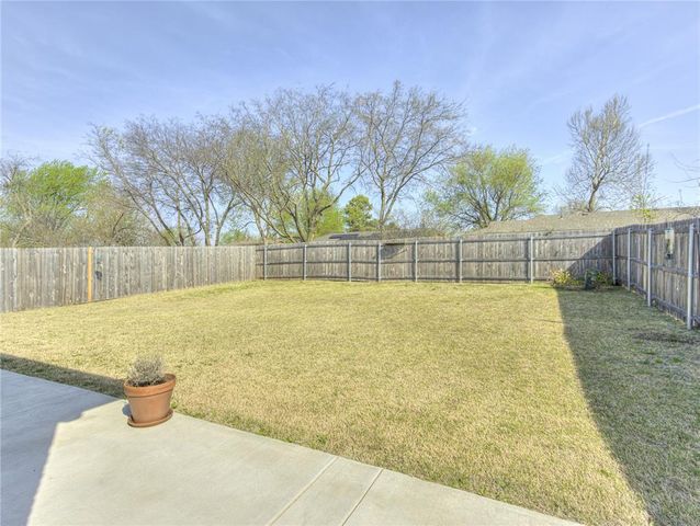 20141 Park Lane, Harrah, OK 73045