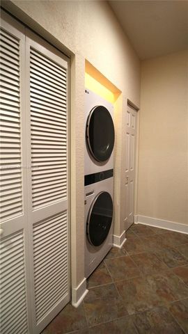 3377 Merrick Ln 707, Margate, FL 33063