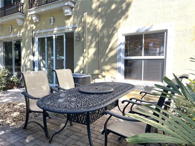 3377 Merrick Ln 707, Margate, FL 33063