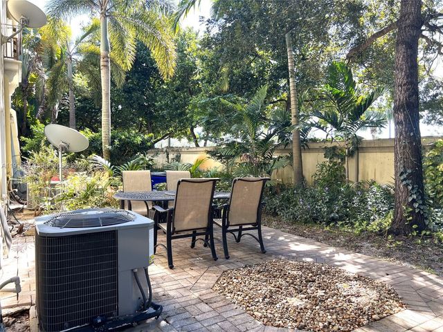 3377 Merrick Ln 707, Margate, FL 33063