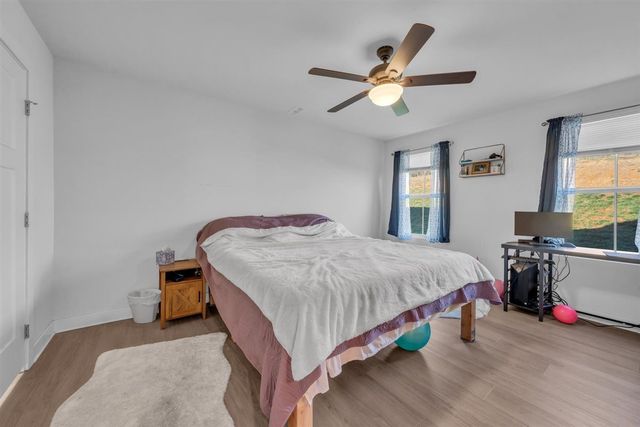 730 Cottage Dr, Columbia, TN 38401