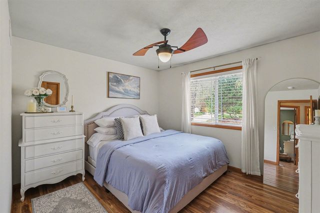 11548 Holmden Court, Rockford, MI 49341