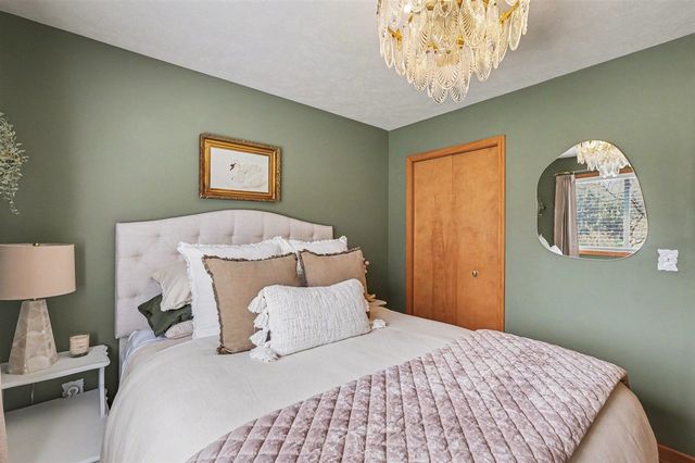 11548 Holmden Court, Rockford, MI 49341