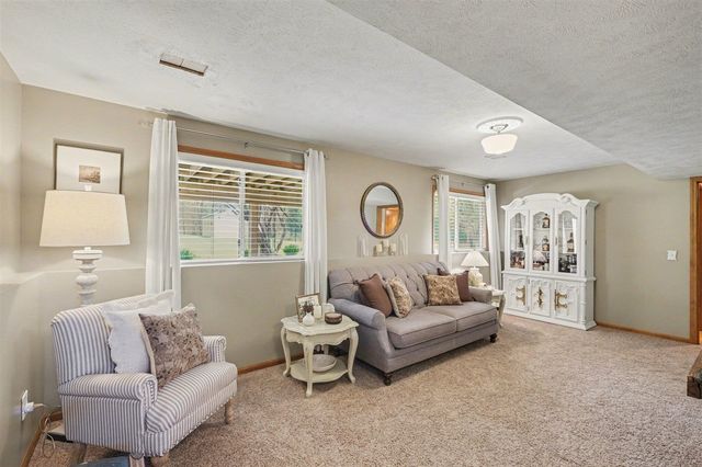 11548 Holmden Court, Rockford, MI 49341