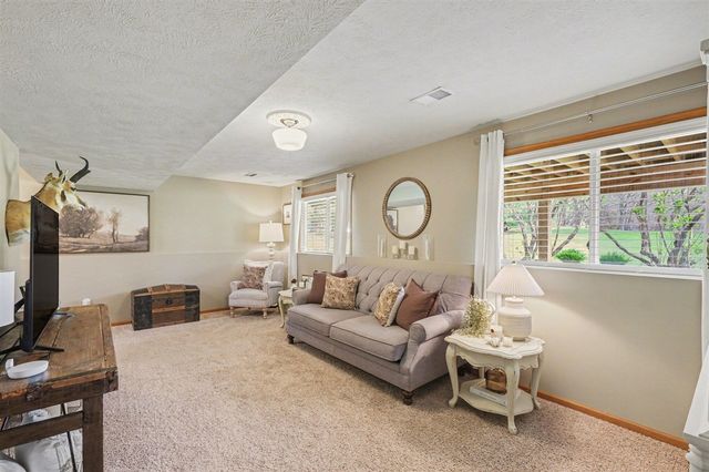 11548 Holmden Court, Rockford, MI 49341