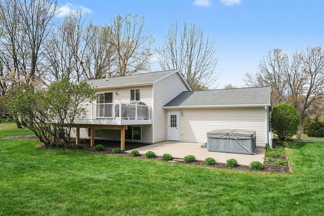 11548 Holmden Court, Rockford, MI 49341