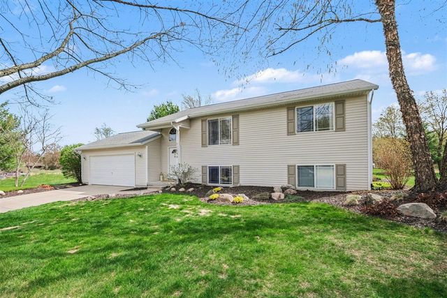 11548 Holmden Court, Rockford, MI 49341