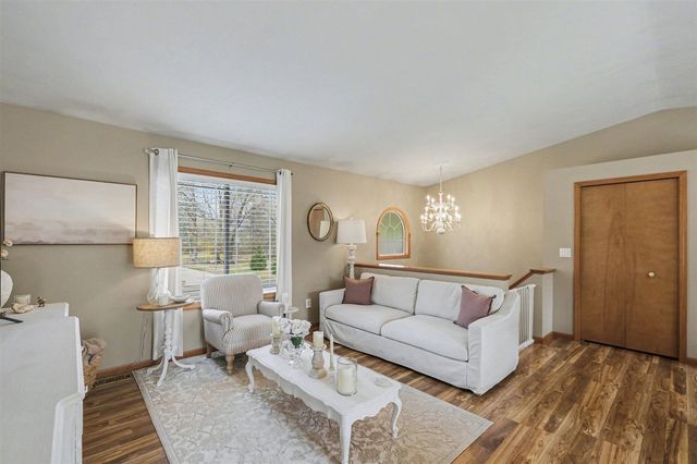 11548 Holmden Court, Rockford, MI 49341