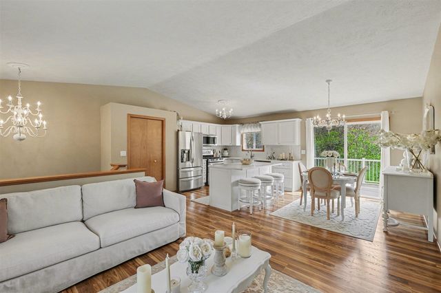 11548 Holmden Court, Rockford, MI 49341