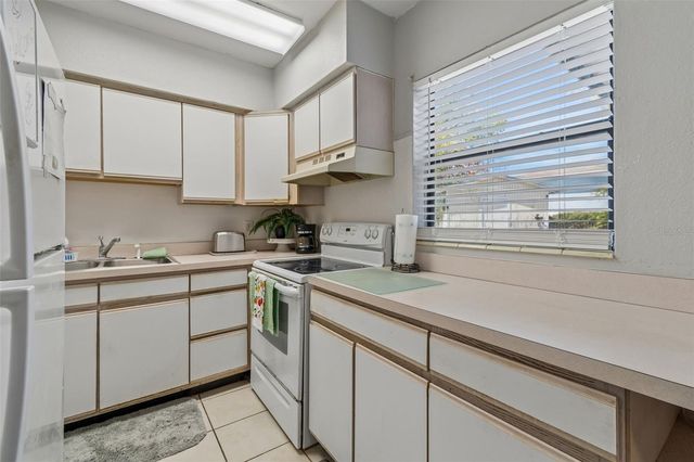 203 W LINEBAUGH AVENUE, Tampa, FL 33612