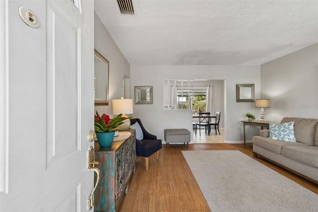 203 W LINEBAUGH AVENUE, Tampa, FL 33612