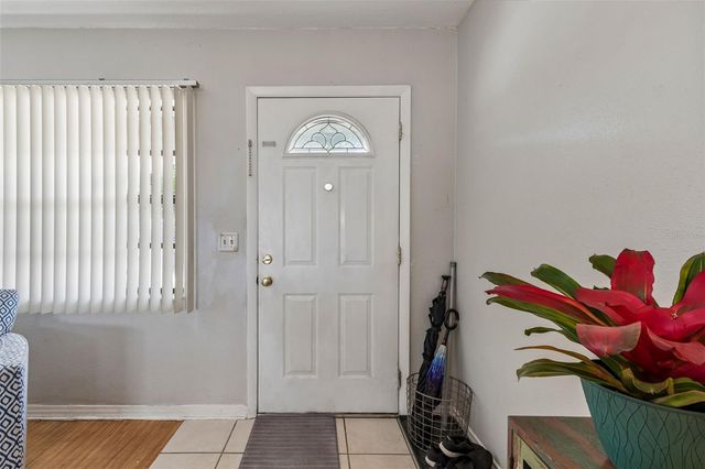 203 W LINEBAUGH AVENUE, Tampa, FL 33612