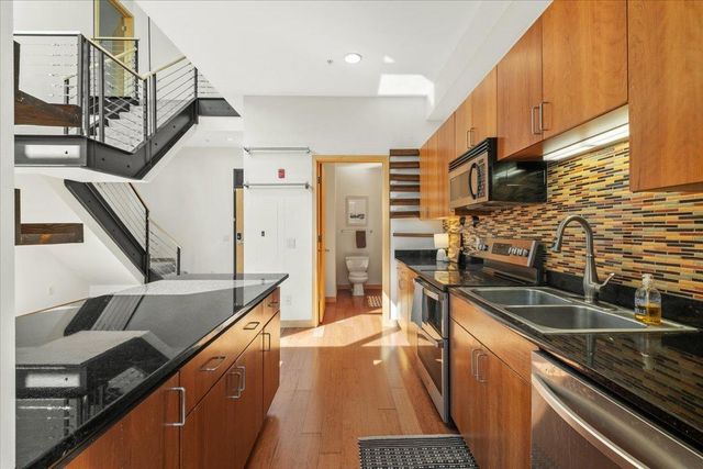 9 W Franklin Avenue 314, Minneapolis, MN 55404