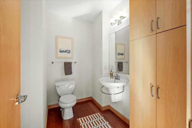 9 W Franklin Avenue 314, Minneapolis, MN 55404