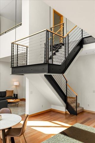 9 W Franklin Avenue 314, Minneapolis, MN 55404