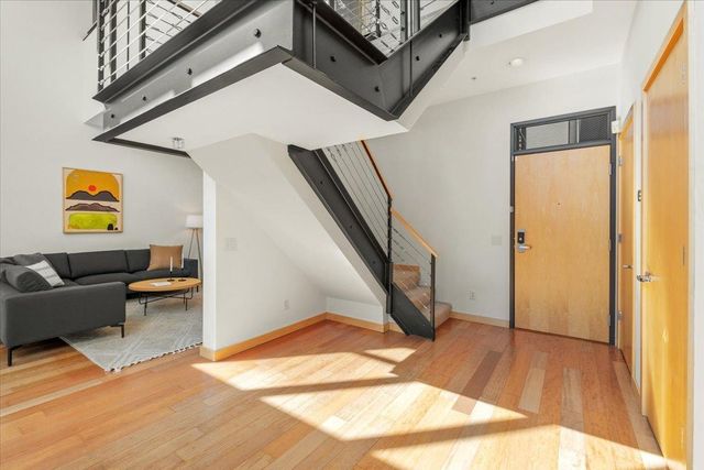 9 W Franklin Avenue 314, Minneapolis, MN 55404