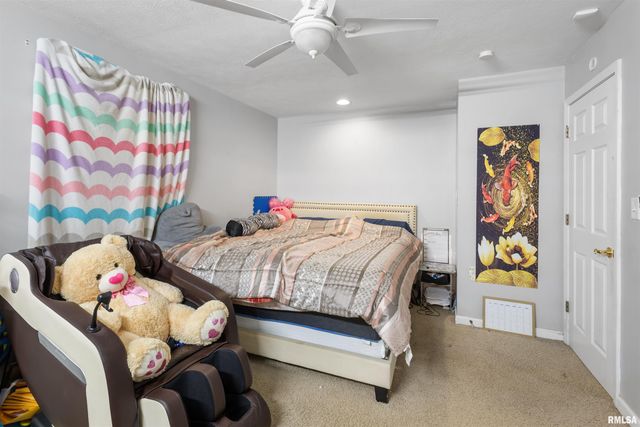 504 N 8TH Street, Herrin, IL 62948