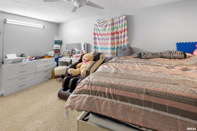 504 N 8TH Street, Herrin, IL 62948