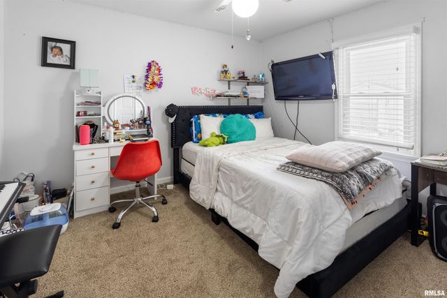 504 N 8TH Street, Herrin, IL 62948