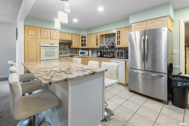 504 N 8TH Street, Herrin, IL 62948