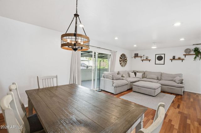 3014 E WHITTON Avenue, Phoenix, AZ 85016