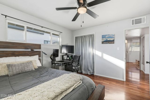 3014 E WHITTON Avenue, Phoenix, AZ 85016