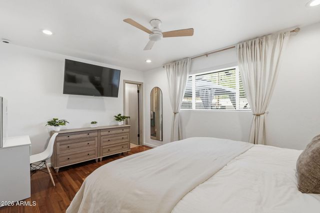 3014 E WHITTON Avenue, Phoenix, AZ 85016