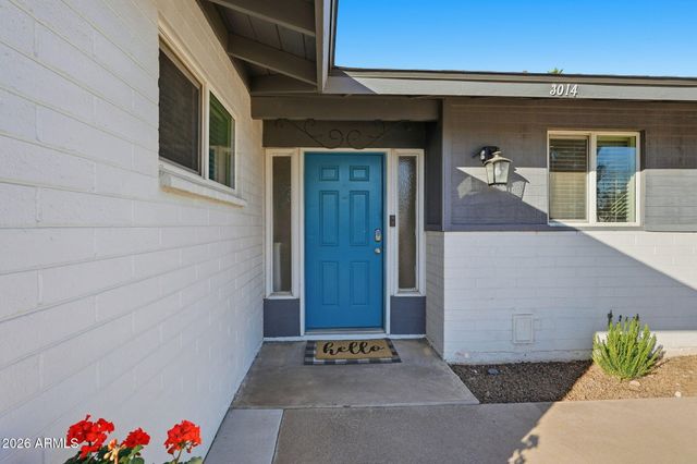 3014 E WHITTON Avenue, Phoenix, AZ 85016