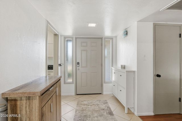 3014 E WHITTON Avenue, Phoenix, AZ 85016