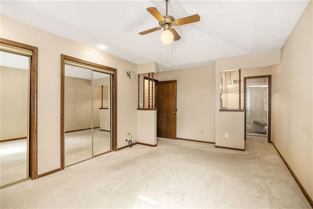 917 NW Valley Lane, Riverside, MO 64150