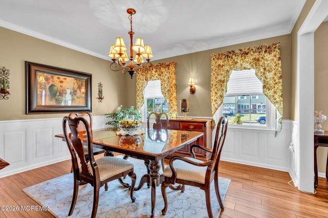 27 Heron Drive, Marlboro, NJ 07746