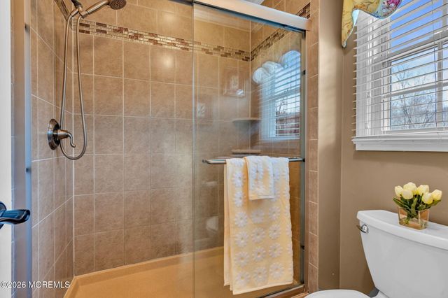 27 Heron Drive, Marlboro, NJ 07746