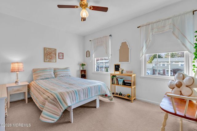 27 Heron Drive, Marlboro, NJ 07746