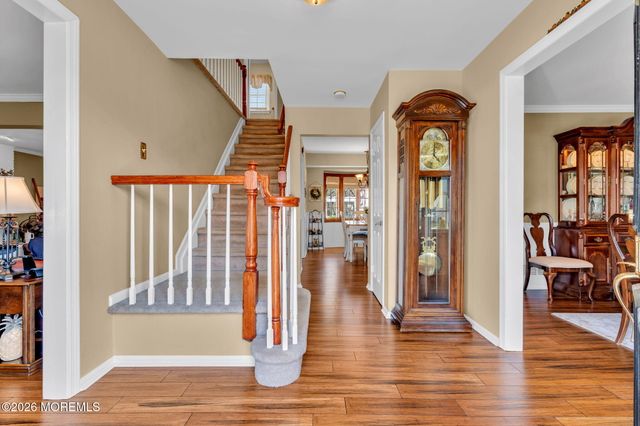 27 Heron Drive, Marlboro, NJ 07746