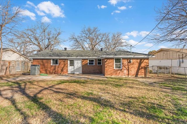 4701 Darla Drive, Fort Worth, TX 76132