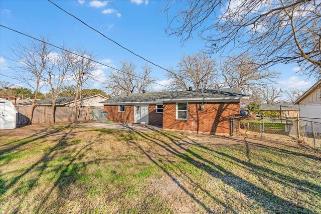 4701 Darla Drive, Fort Worth, TX 76132