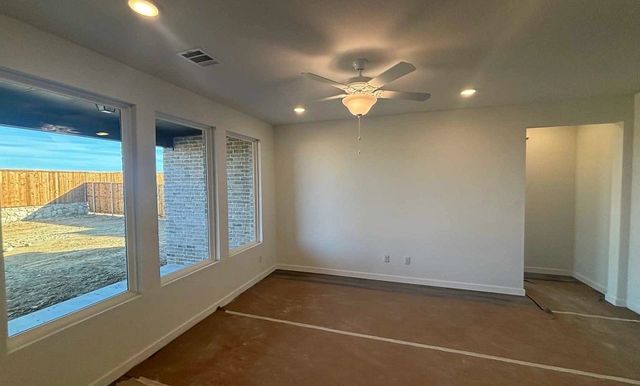 657 Tyronza Drive, Justin, TX 76247