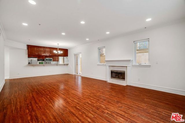 2306 Fox Hills Drive 102, Los Angeles, CA 90064