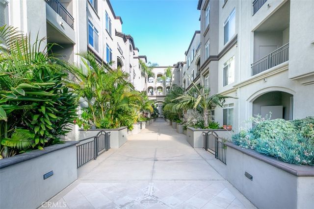 9293 Regents Road C303, La Jolla, CA 92037