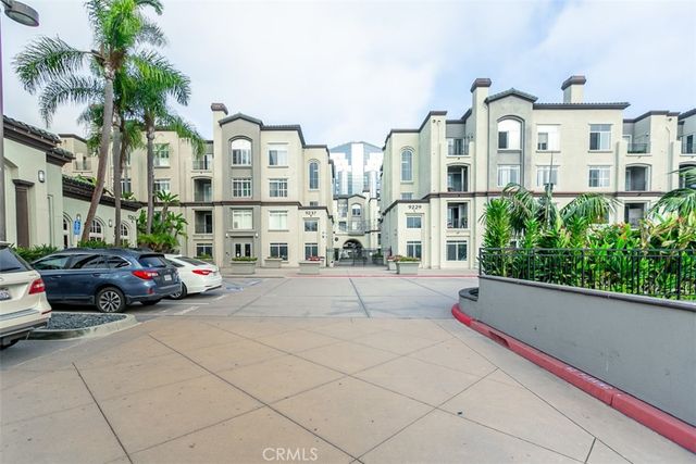 9293 Regents Road C303, La Jolla, CA 92037