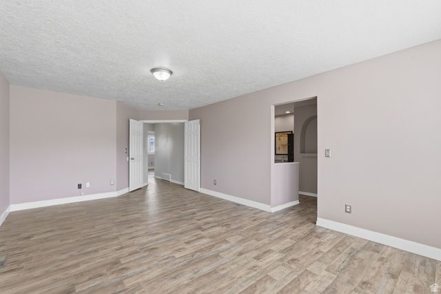 1863 S 250 W, Clearfield, UT 84015