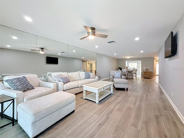 355 BOCA CIEGA POINT BOULEVARD 355, St Petersburg, FL 33708
