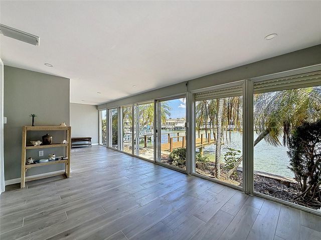 355 BOCA CIEGA POINT BOULEVARD 355, St Petersburg, FL 33708