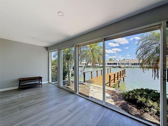 355 BOCA CIEGA POINT BOULEVARD 355, St Petersburg, FL 33708