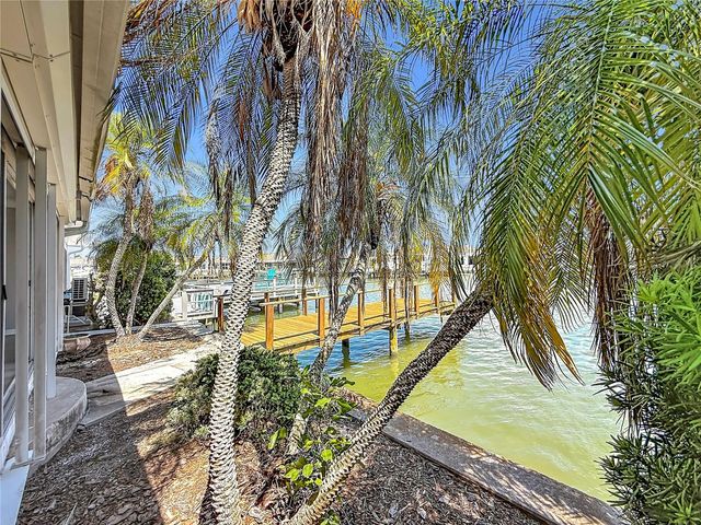 355 BOCA CIEGA POINT BOULEVARD 355, St Petersburg, FL 33708