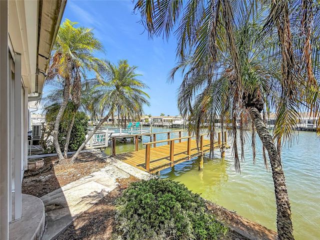 355 BOCA CIEGA POINT BOULEVARD 355, St Petersburg, FL 33708