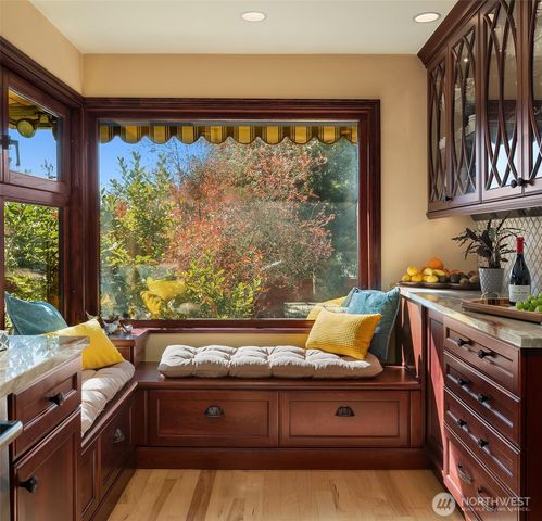 12715 Palatine Avenue N, Seattle, WA 98133