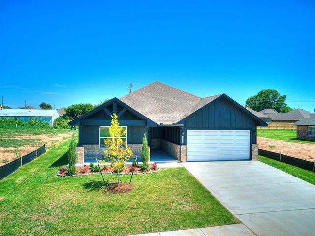 7712 Three Woods Lane, Yukon, OK 73099